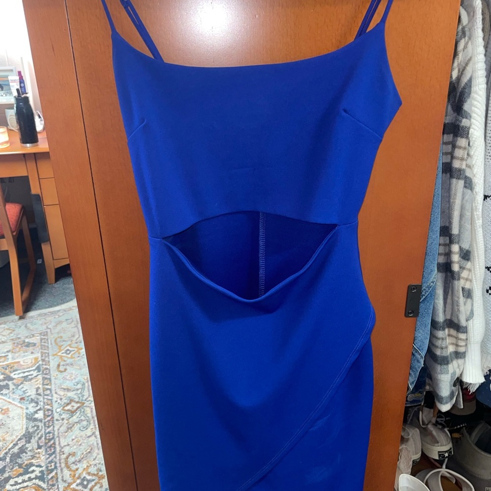 Super cute going out dress!